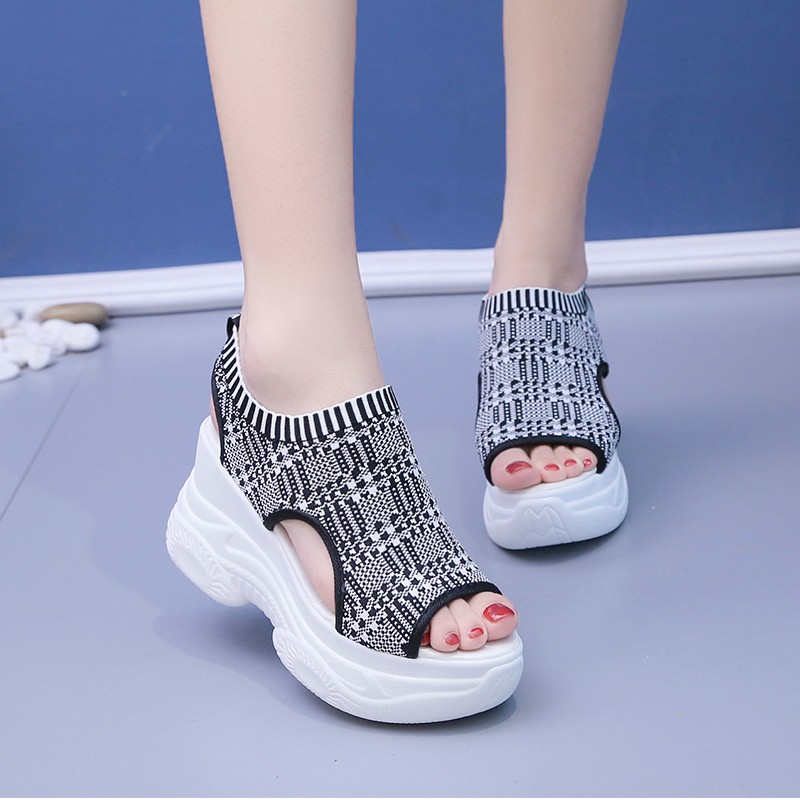 Sandal Wanita Musim Panas 2025 - Women'S Accessories Trends 2025 ulasan dan harga
