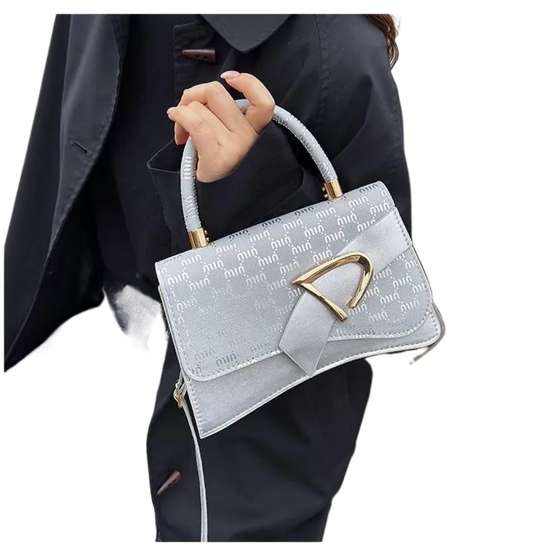 Tas selempang kecil berbentuk  - Women Accessories Bag ulasan dan harga