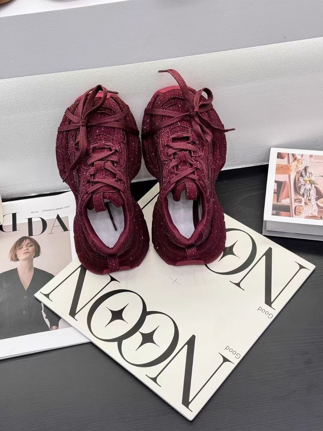 Sepatu Sneakers Wanita Musim S - Women'S Accessories Trends 2025 ulasan dan harga