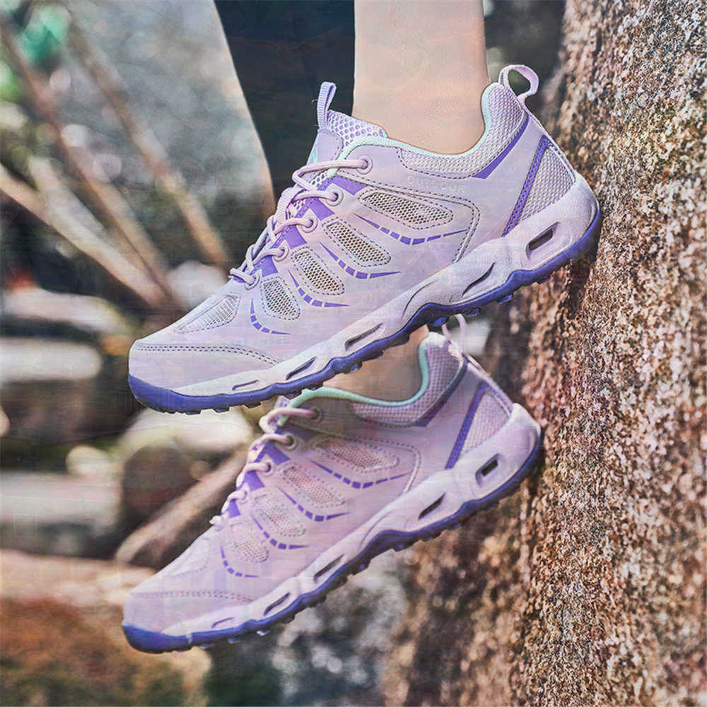 Sepatu Tenis Perak Ujung Bulat - Women Accessories Business Name ulasan dan harga