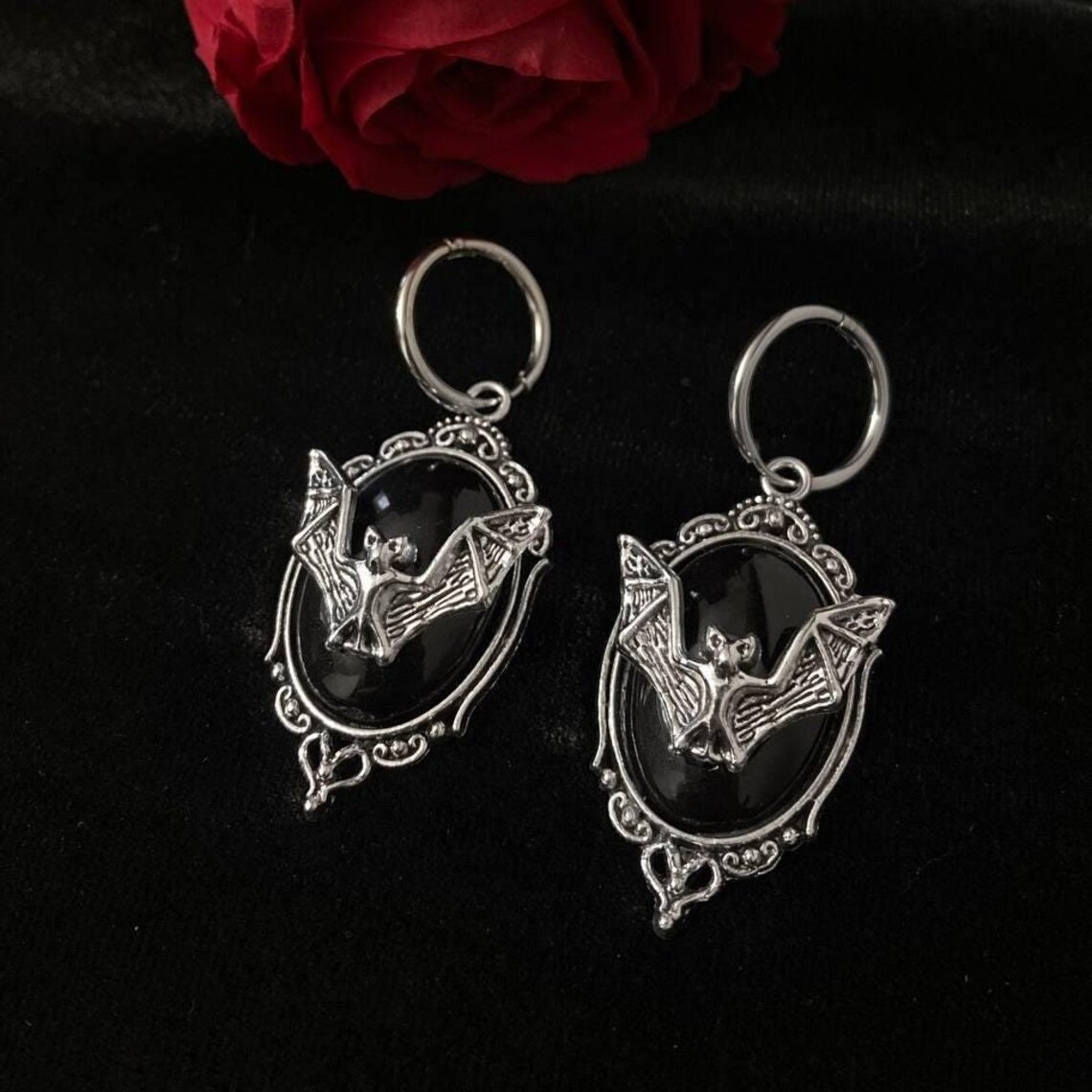 Anting-anting kelelawar vampir - Women'S Victorian Accessories ulasan dan harga